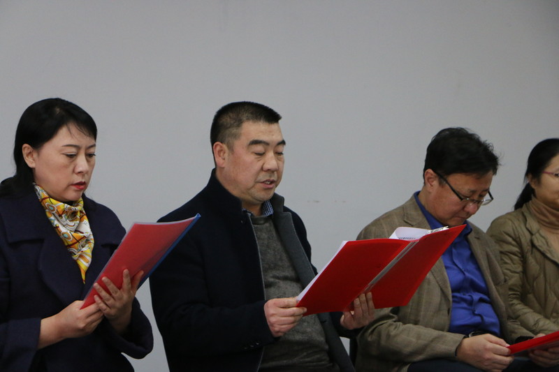 新闻传播学院党总支成功召开换届选举党员大会