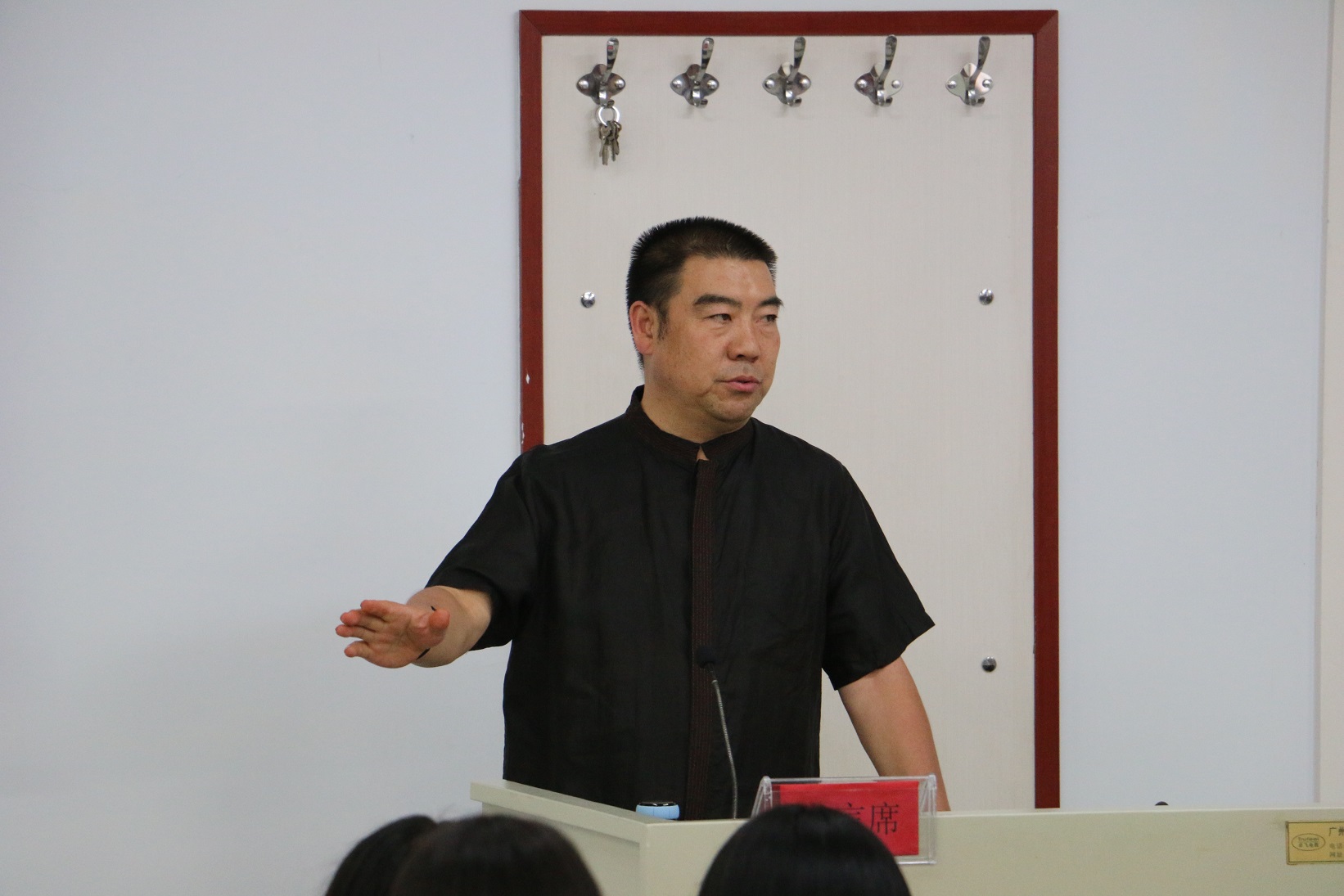新闻传播学院2016级新生集中入学教育工作圆满结束