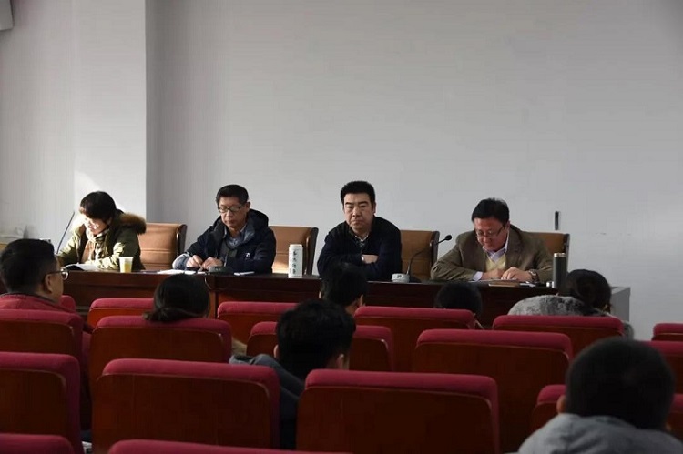 学校考核组到我院进行考核工作