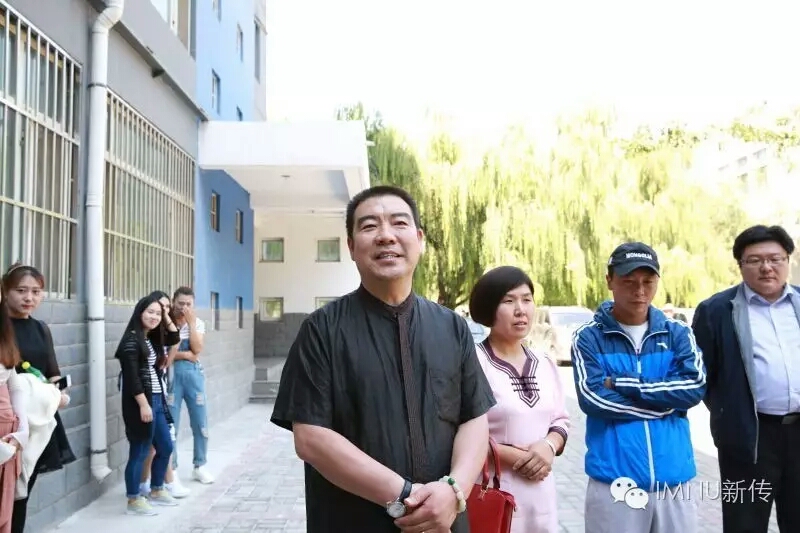 新闻传播学院组织多项活动与2016级新生欢度中秋佳节